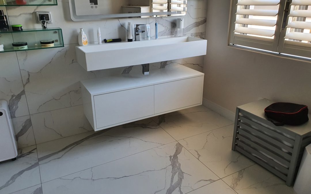 custom white vanity under counter basin top 3